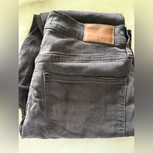 Madewell HighRise Skinny Jeans 9in Grey, Distressed size 32